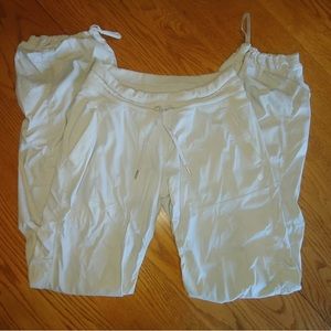 Lululemon Studio Pants III